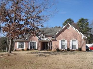 222 Turtle Creek Dr, Huntsville, AL 35806