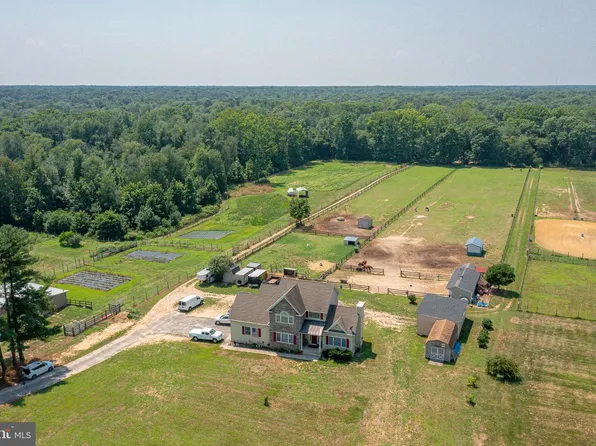 201 Morton Ave, Rosenhayn, NJ 08352