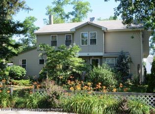 97 Richardson Ave, Eatontown, NJ 07724