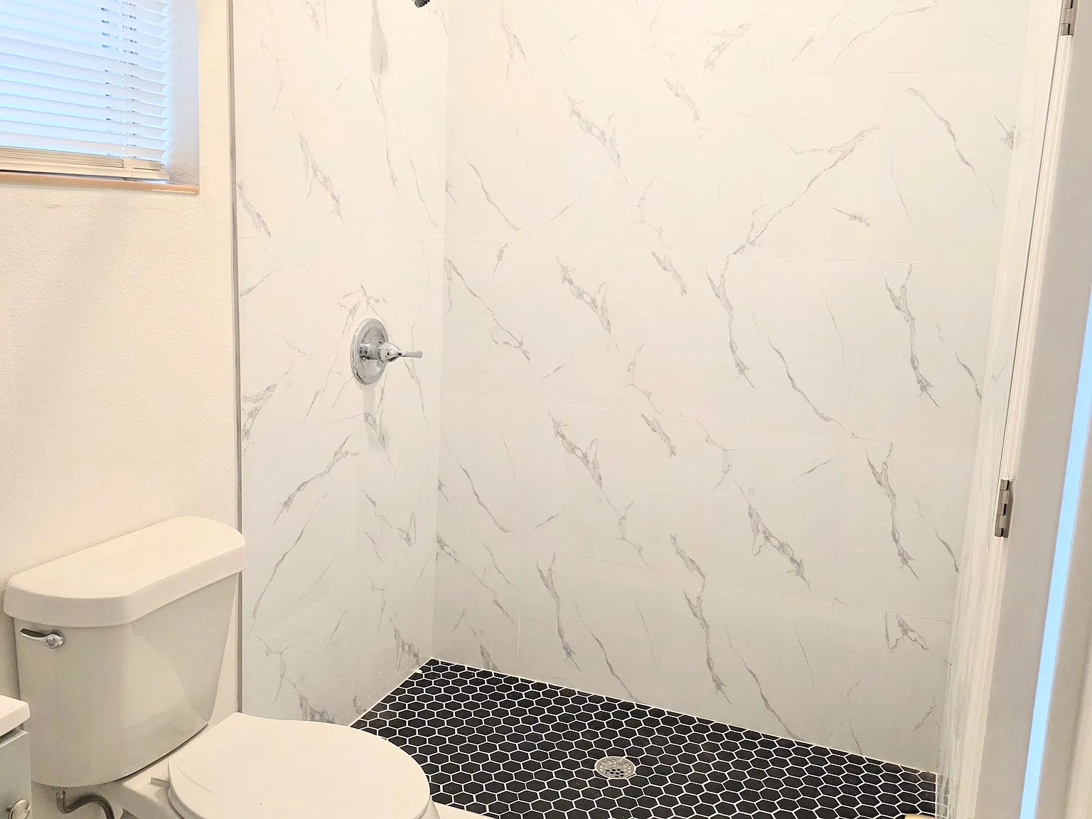 1 bed, 750 sqft, $1,100 — Photo 3
