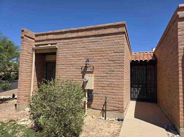 8738 N Little Oak Ln, Tucson, AZ 85704