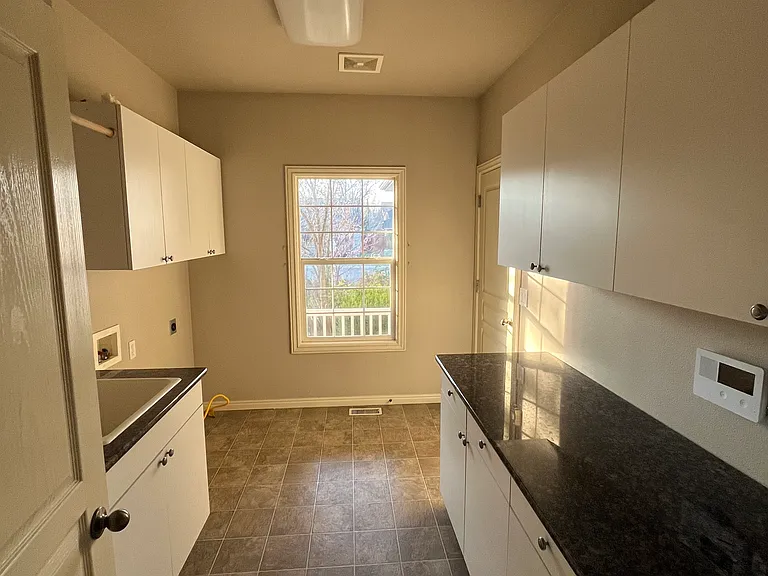 6120 N Heathrow Way — Photo 8