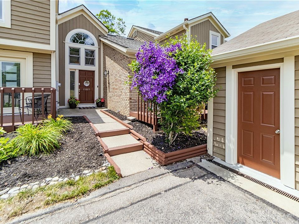 1st image of 11815 Vaukvalley Ln