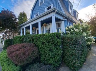94 Pine St, Swampscott, MA 01907