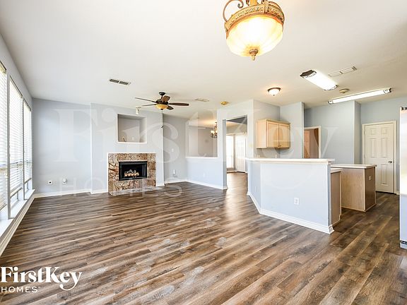 4th image of 4909 Lodgepole Ln