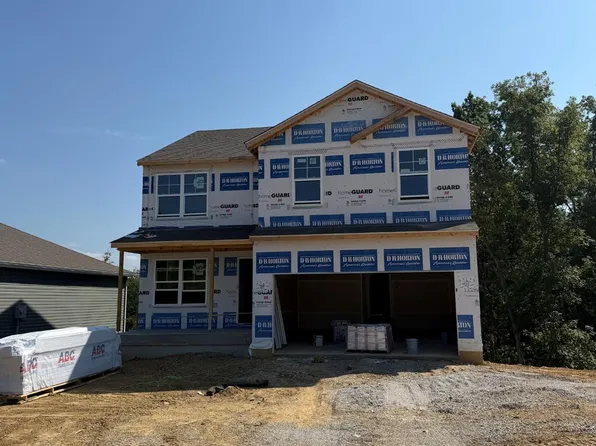 112 Woodcreek Ln, New Richmond, OH 45157