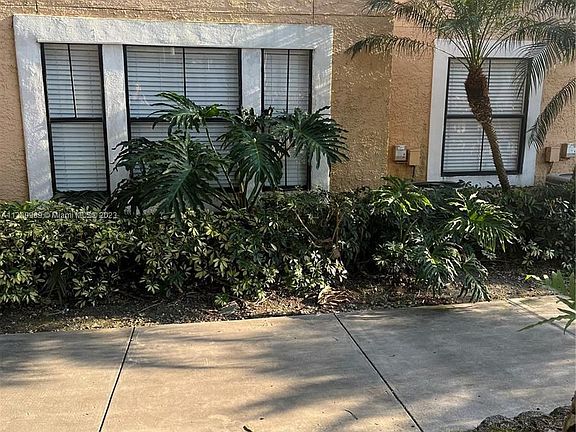 3rd image of 15591 SW 105th Ter APT 518