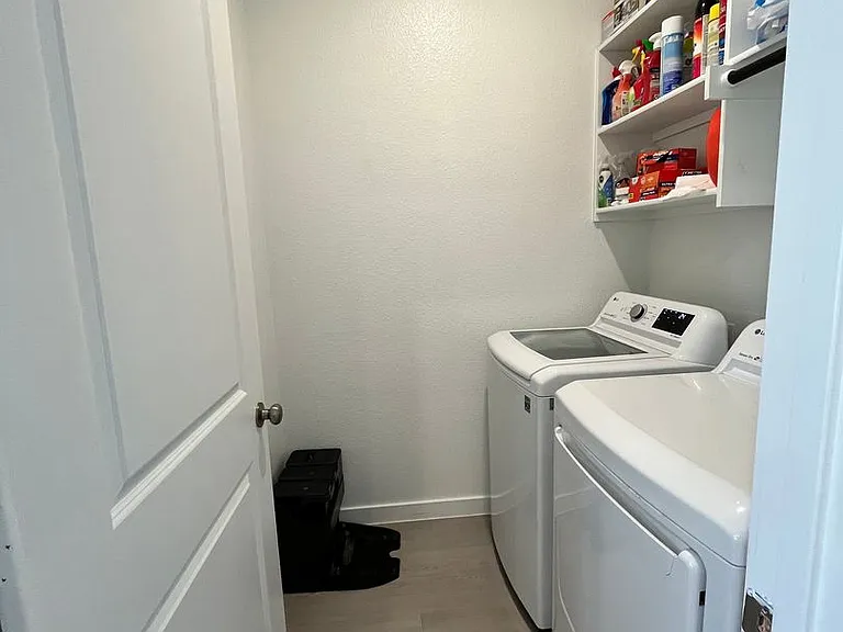 10016 Warlander Dr — Photo 14