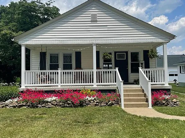 59844 County Road 9, Newcomerstown, OH 43832