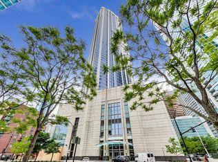 512 N McClurg Ct APT 1112, Chicago, IL 60611