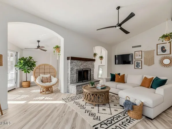 7638 E EDGEMONT Avenue, Scottsdale, AZ 85257
