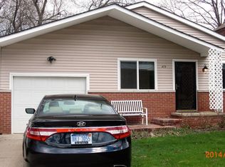 475 Riviera Ter, Waterford, MI 48328