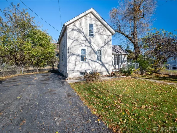 253 Church St, West Chicago, IL 60185