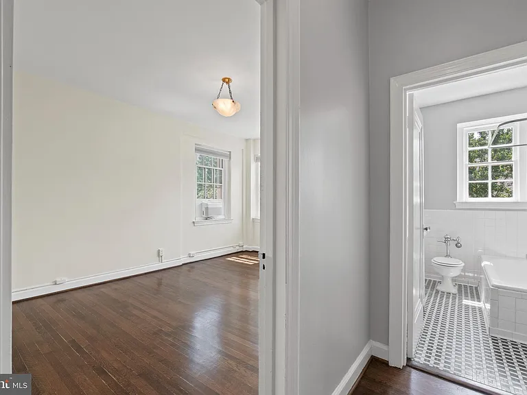 2737 Devonshire Pl NW #110 — Photo 14