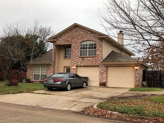 2nd image of 3412 Plantation Ln