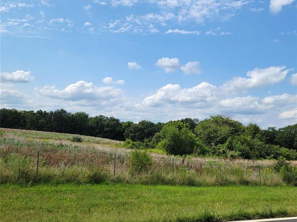 27737 Highway F, Vandalia, MO 63382