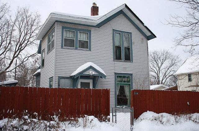 1st image of 2514 15th Ave S