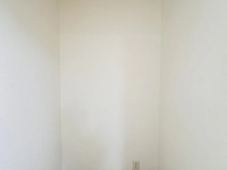 2907 Nederland Ave — Photo 13