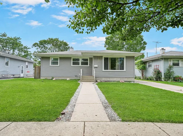 6732 Montana Ave, Hammond, IN 46323