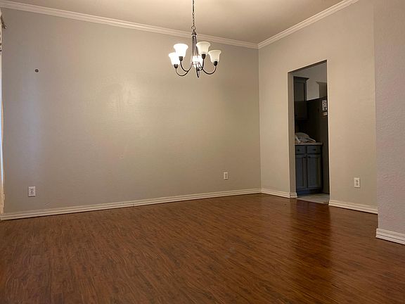 4th image of 5029 Meridian Ln