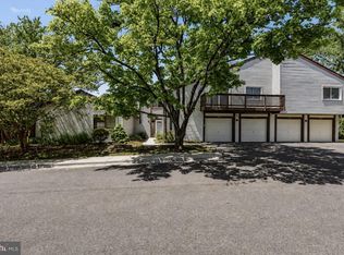 1912 Tupello Pl, Crofton, MD 21114