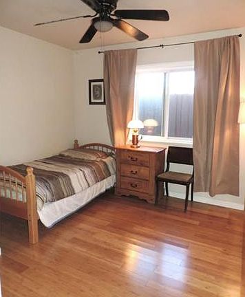 5th image of 15630 Country Club Dr