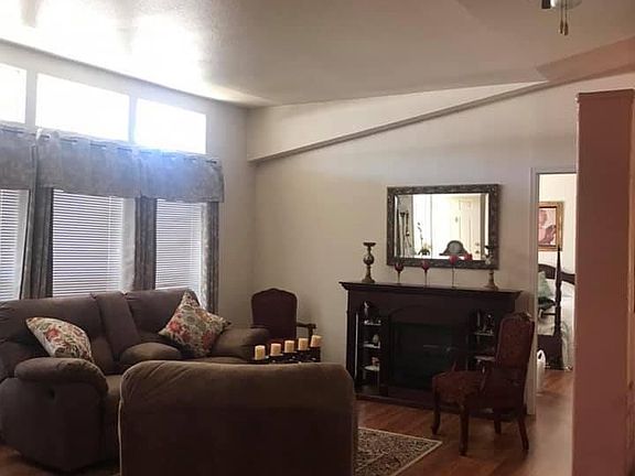5th image of 2720 Whispering Hills Ln #0