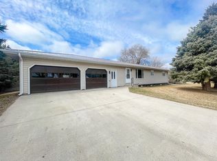 301 6th St S, Estelline, SD 57234