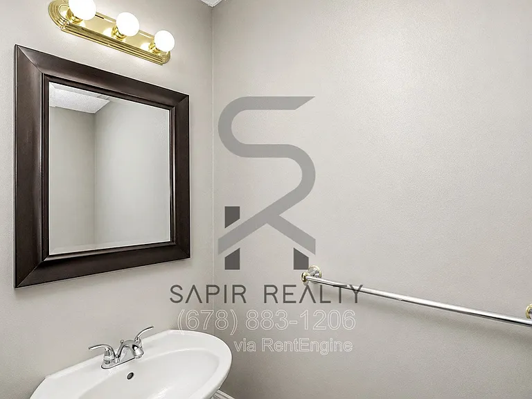 5791 Strathmoor Manor Cir — Photo 11