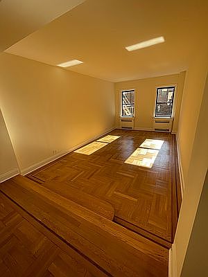 3rd image of 331 E 71st St #4A