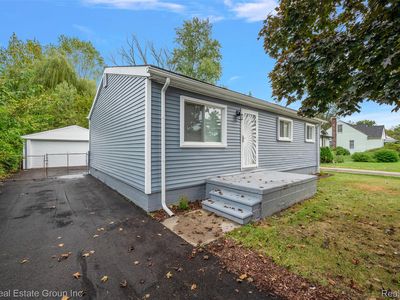 21986 Wellington Ave, Warren, MI, 48089