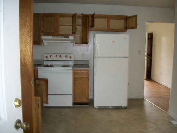 2nd image of 41 Calloway St