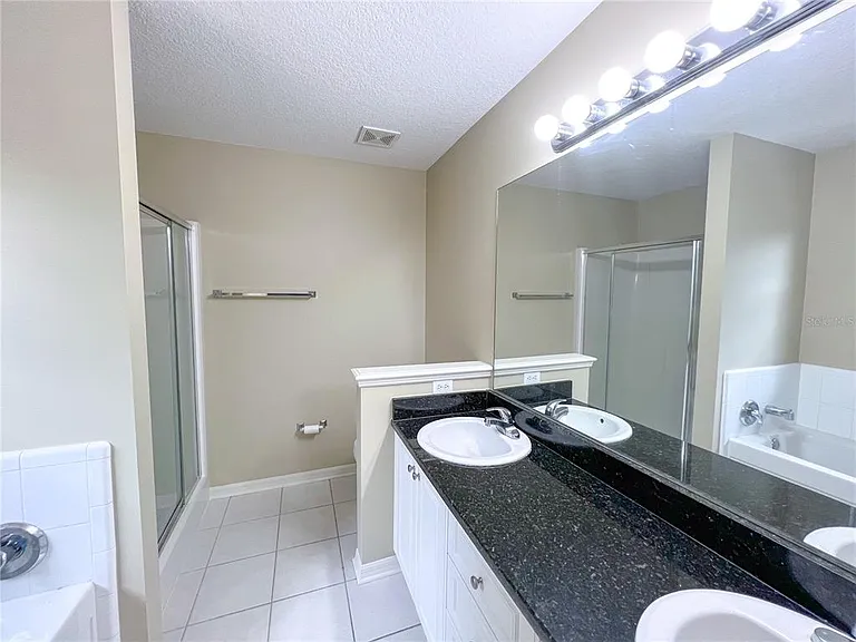 8414 SW 66th Ln — Photo 11