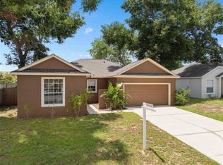 131 Bluff Pass Dr, Eustis, FL 32726