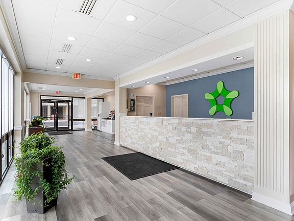 Lobby and Guest Check-in