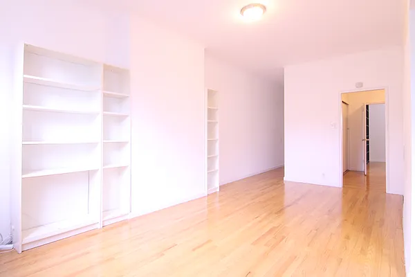 Rented by Nooklyn NYC LLC | media 5