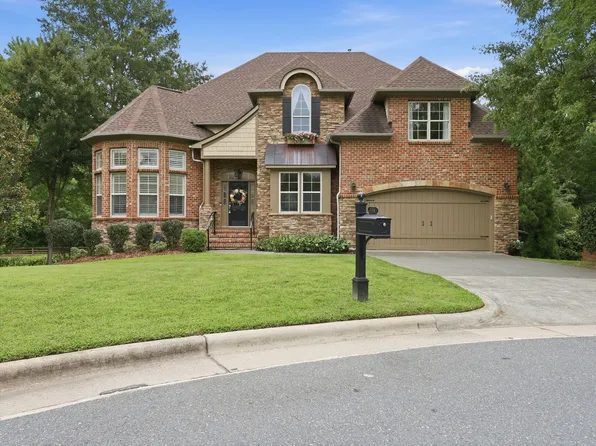 114 Castle Garden St, Cary, NC 27513