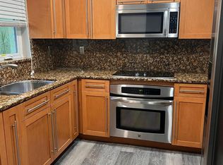 11163 NW 7th St APT 104, Miami, FL 33172