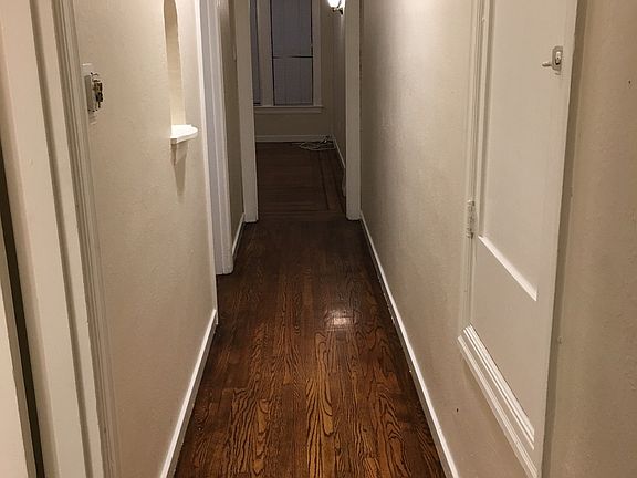 4th image of 1602 Georgia St