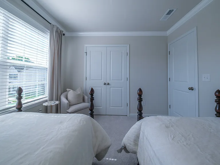 3160 N Hills Dr — Photo 29
