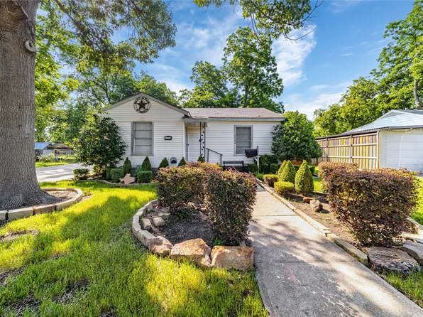 1004 Edgefield Dr, Garland, TX 75040