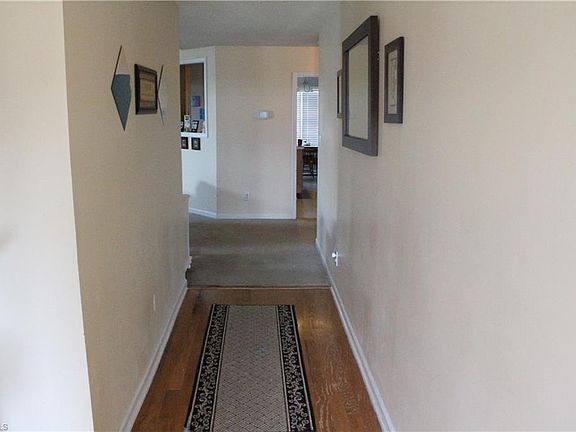 2nd image of 5319 Woodhollow Rd