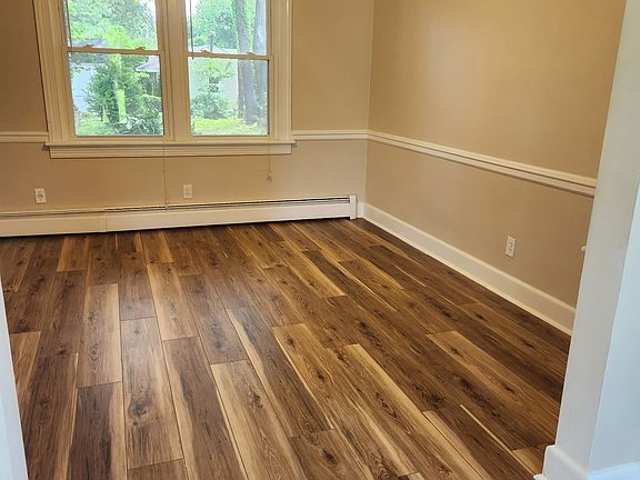 2nd image of 3311 Camellia Dr