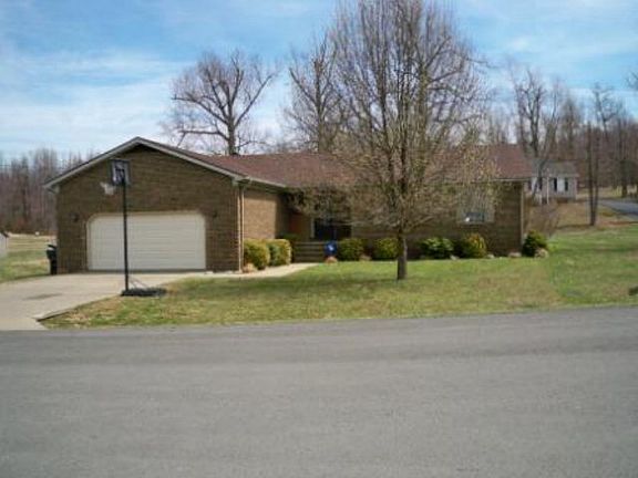 2nd image of 690 Bartlett Ave