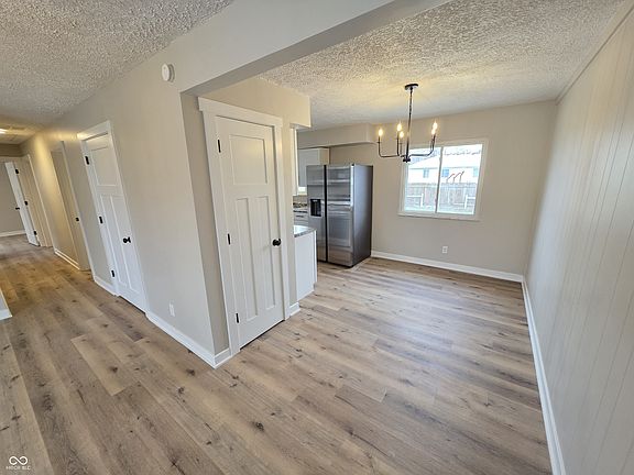 5th image of 48 Eastridge Dr