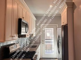 185 Beacon Ave