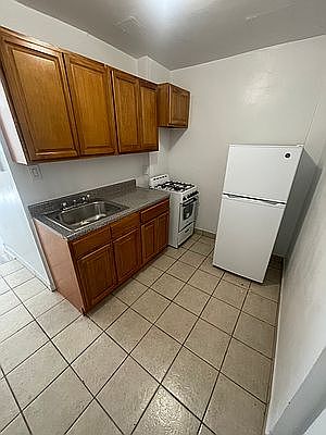 2nd image of 3413 Avenue H #2L