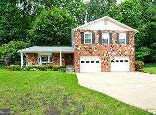 6680 Old Blacksmith Dr, Burke, VA 22015