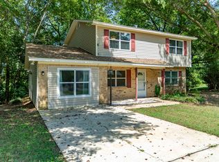 1747 Magnolia St, Gardendale, AL 35071