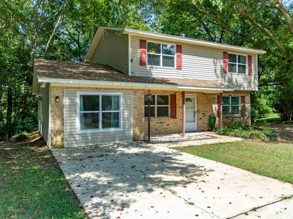 1747 Magnolia St, Gardendale, AL 35071